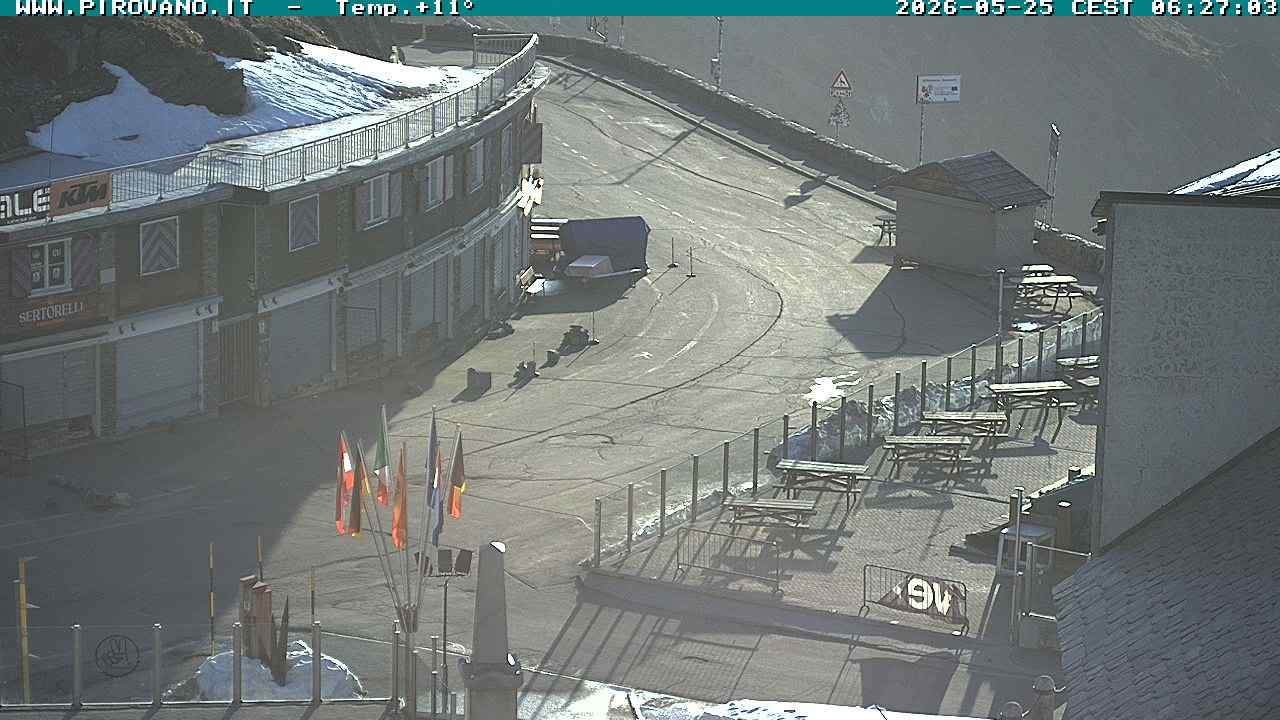 Archiv Foto Webcam Stilfserjoch: Passübergang