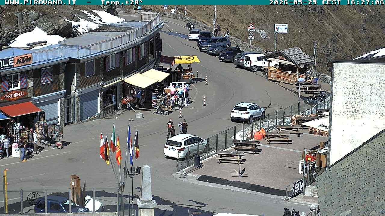 Archiv Foto Webcam Stilfserjoch: Passübergang