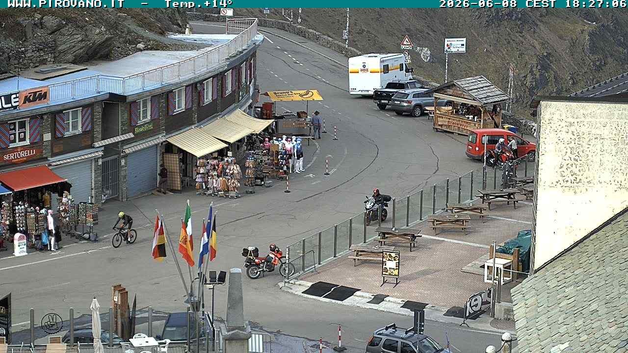 Archiv Foto Webcam Stilfserjoch: Passübergang