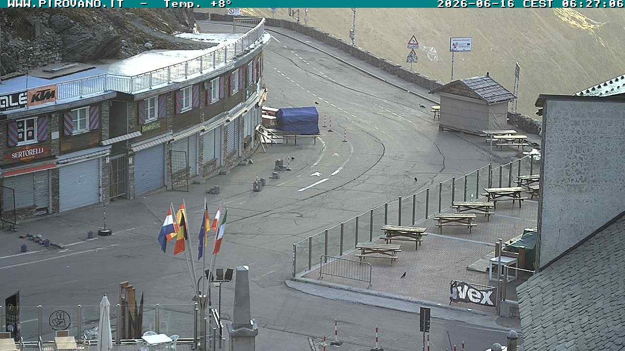 Archiv Foto Webcam Stilfserjoch: Passübergang