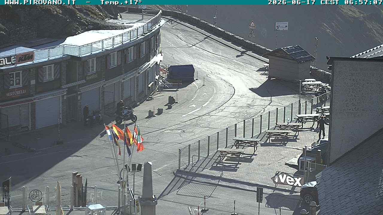 Archiv Foto Webcam Stilfserjoch: Passübergang