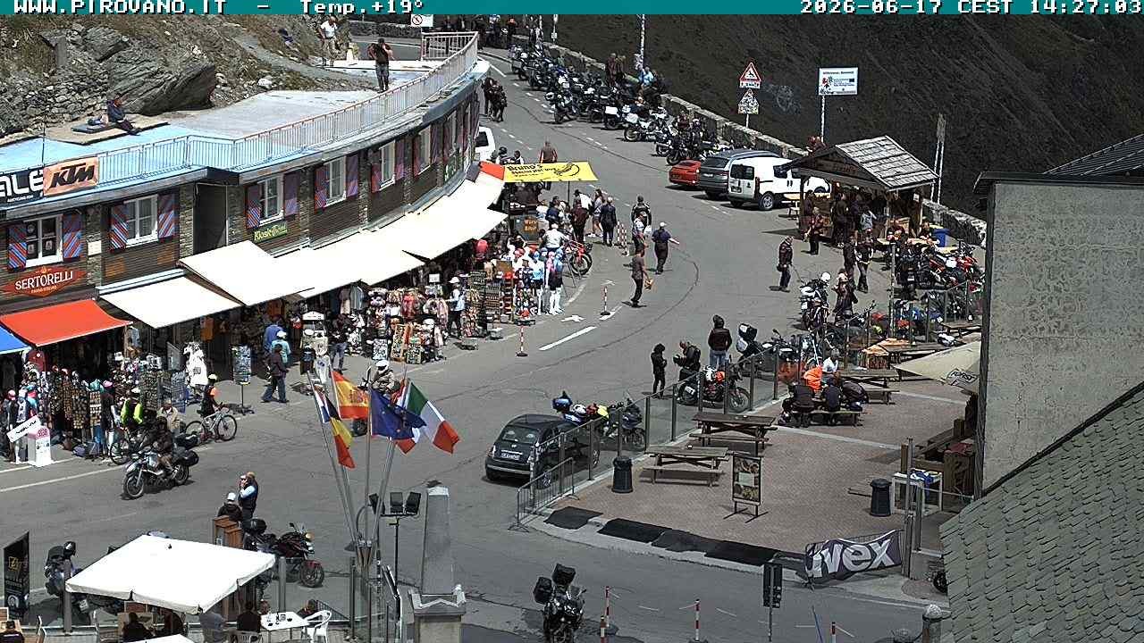 Archiv Foto Webcam Stilfserjoch: Passübergang