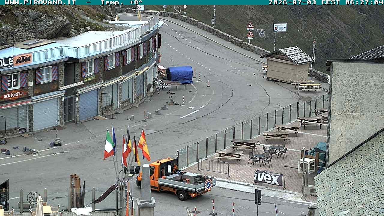 Archiv Foto Webcam Stilfserjoch: Passübergang