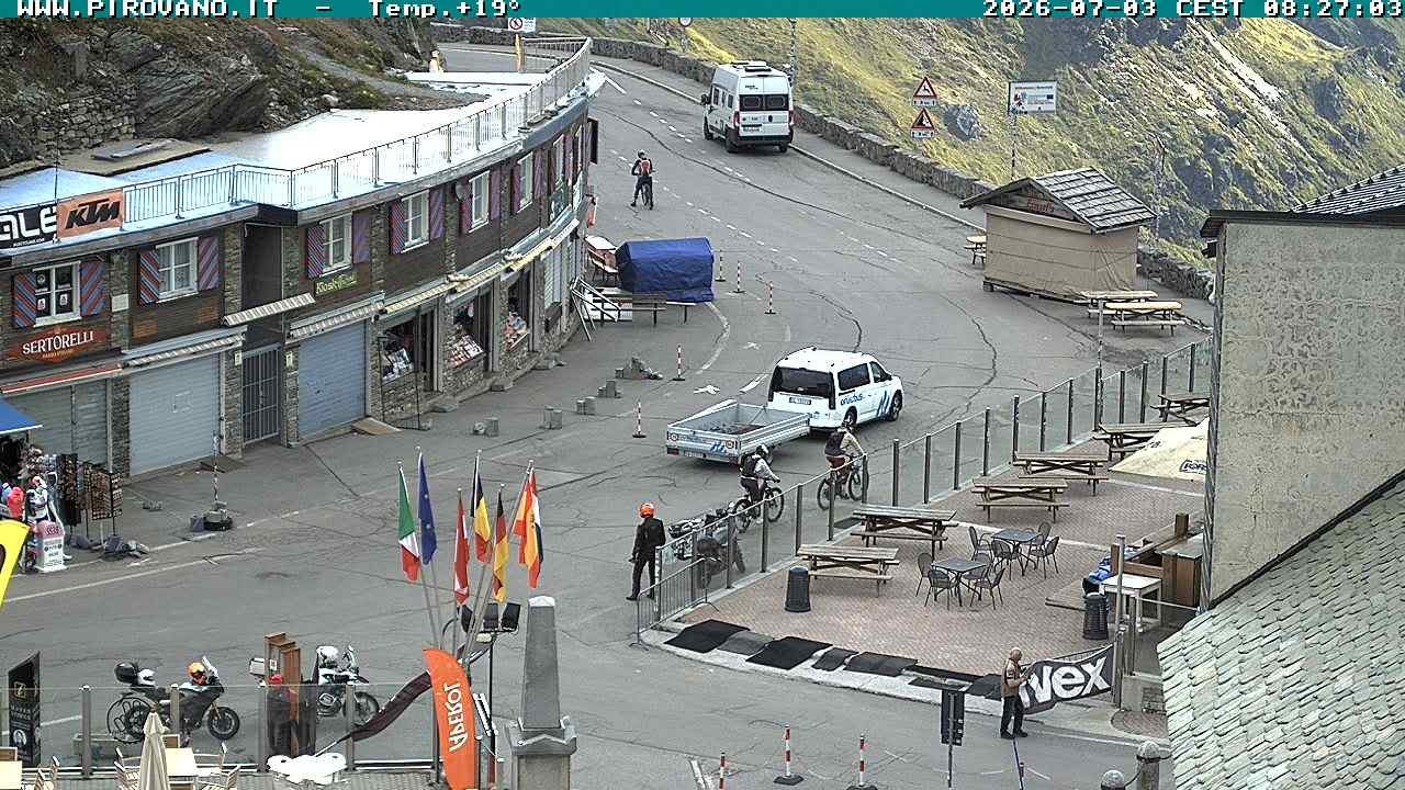 Archiv Foto Webcam Stilfserjoch: Passübergang