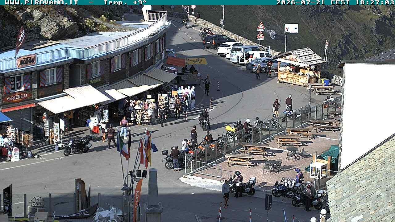 Archiv Foto Webcam Stilfserjoch: Passübergang