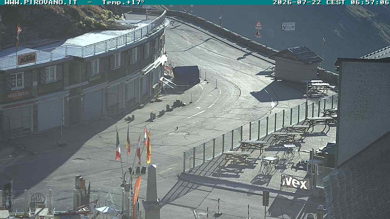 Archiv Foto Webcam Stilfserjoch: Passübergang