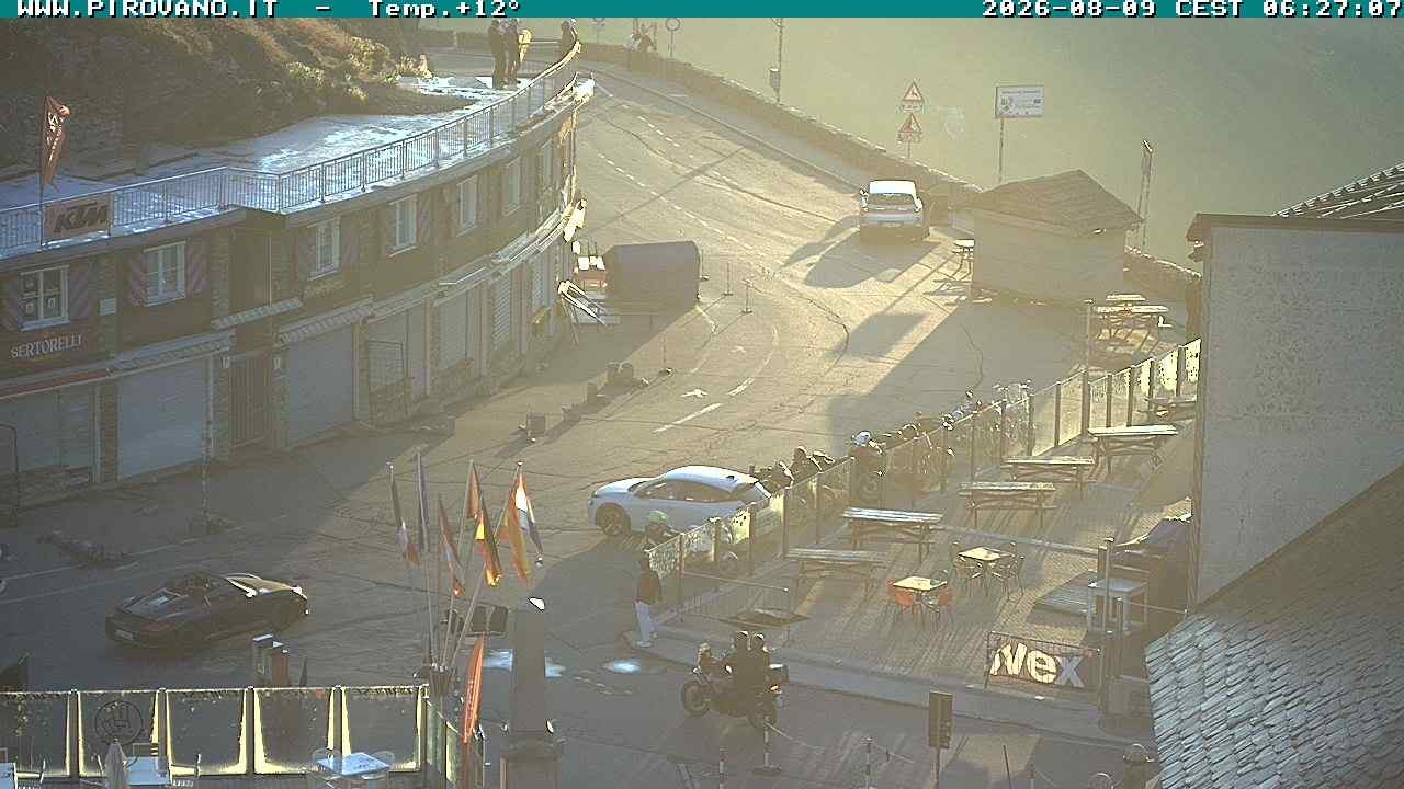 Archiv Foto Webcam Stilfserjoch: Passübergang