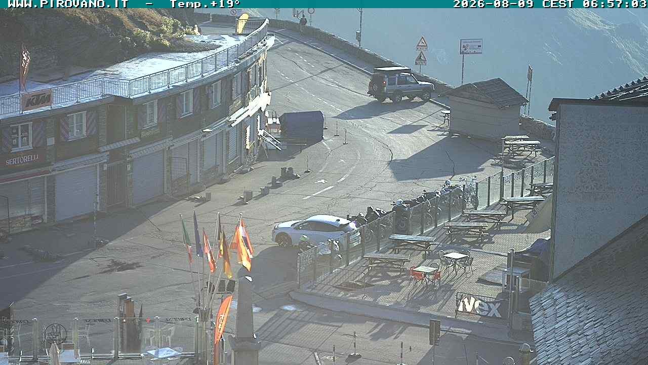 Archiv Foto Webcam Stilfserjoch: Passübergang