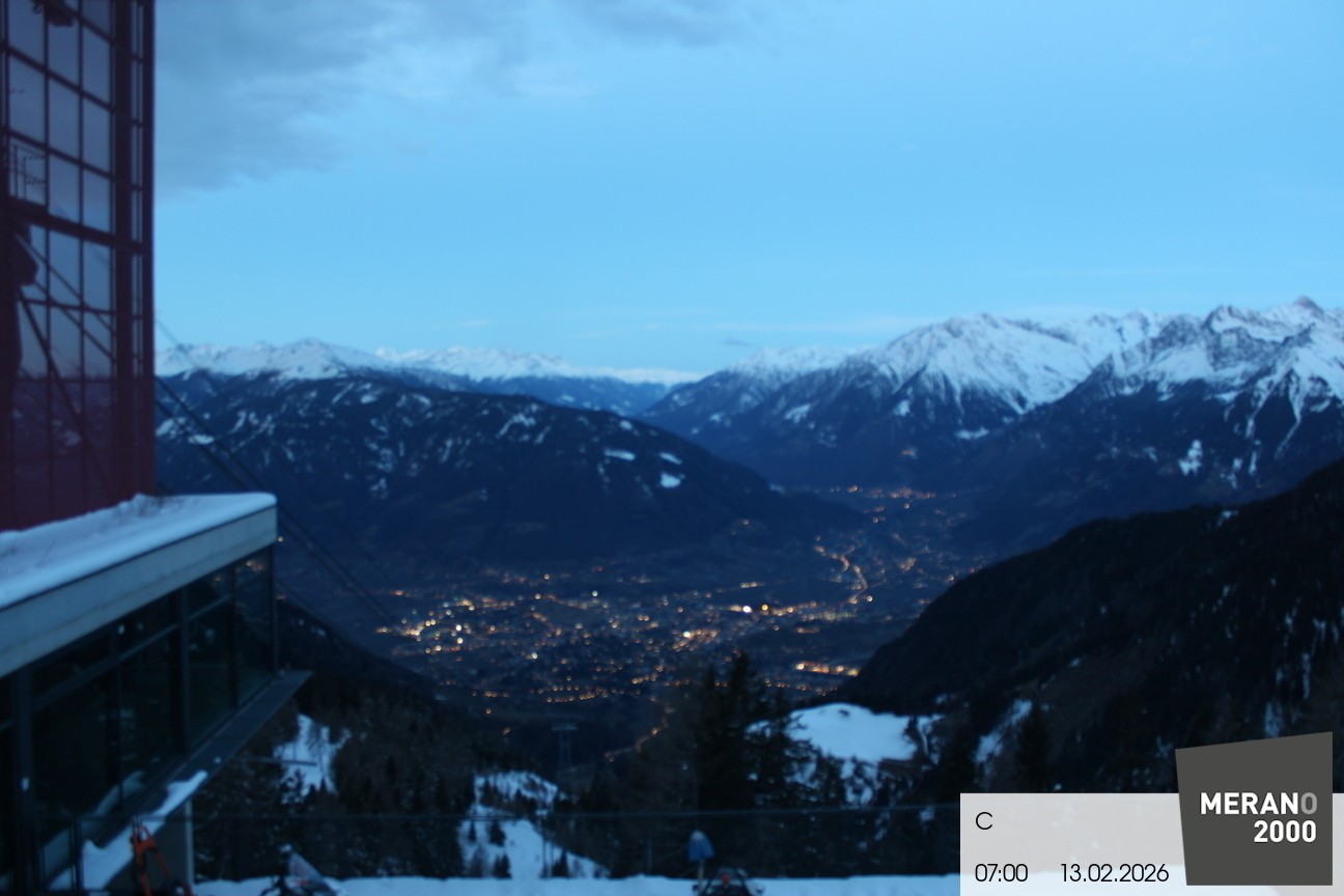 Archiv Foto Webcam Blick auf Meran