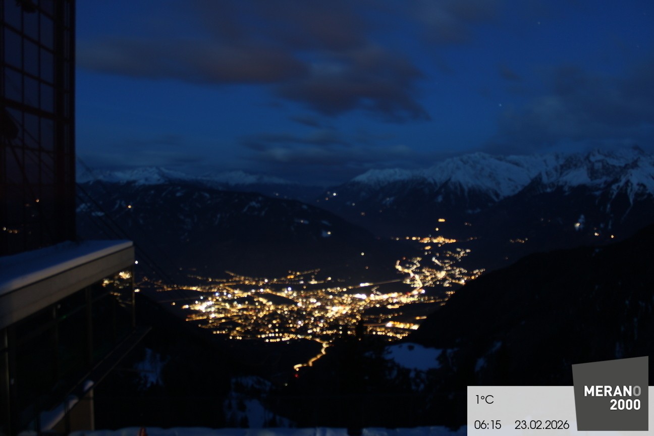 Archiv Foto Webcam Blick auf Meran