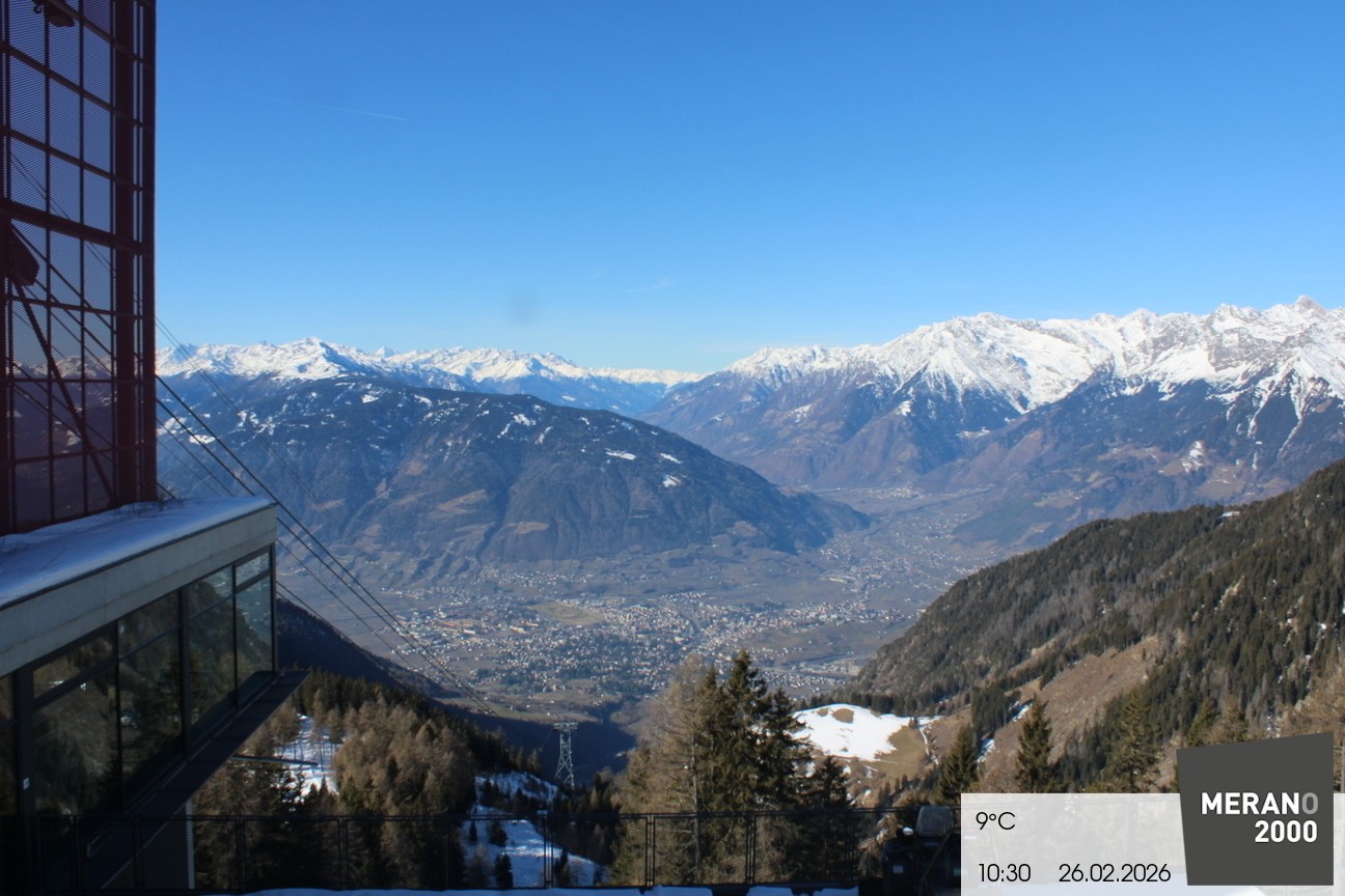 Archived image Webcam View Top Station