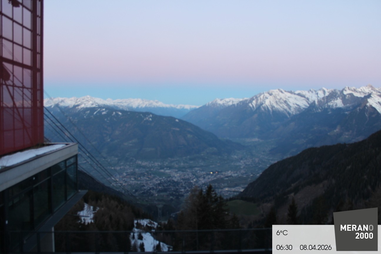 Archiv Foto Webcam Blick auf Meran