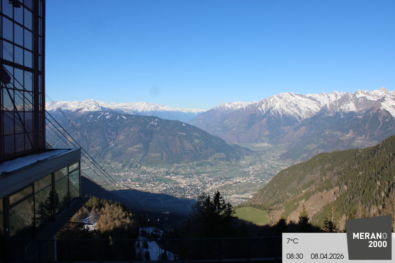 Archiv Foto Webcam Blick auf Meran