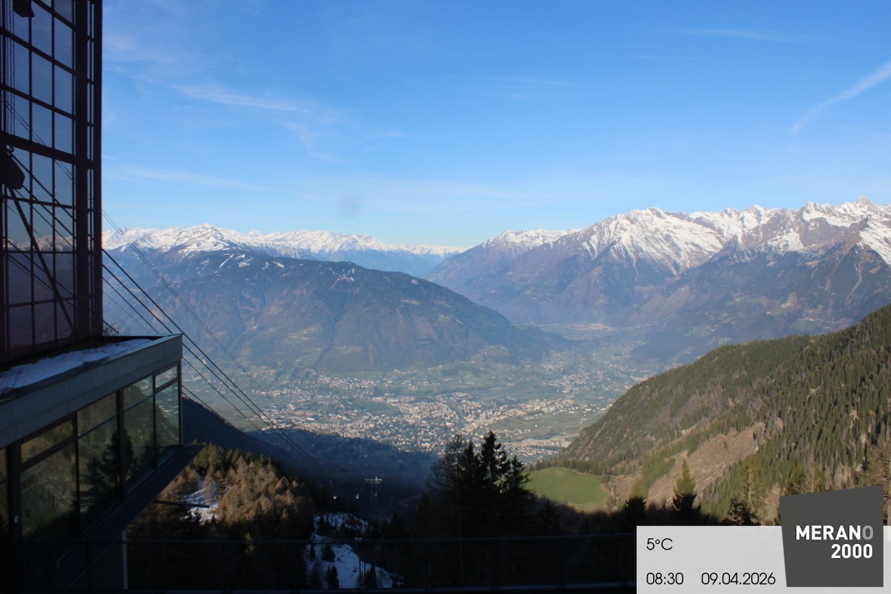 Archiv Foto Webcam Blick auf Meran