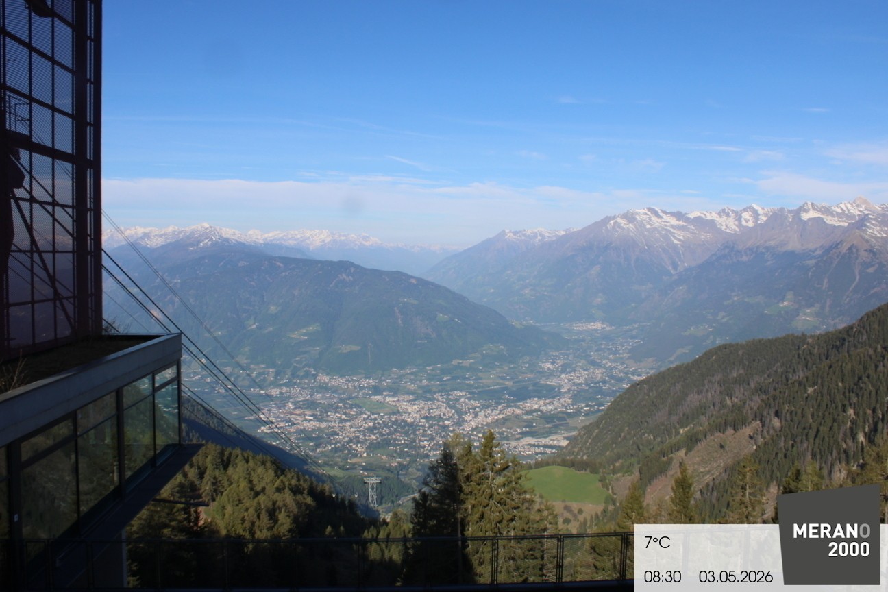 Archiv Foto Webcam Blick auf Meran