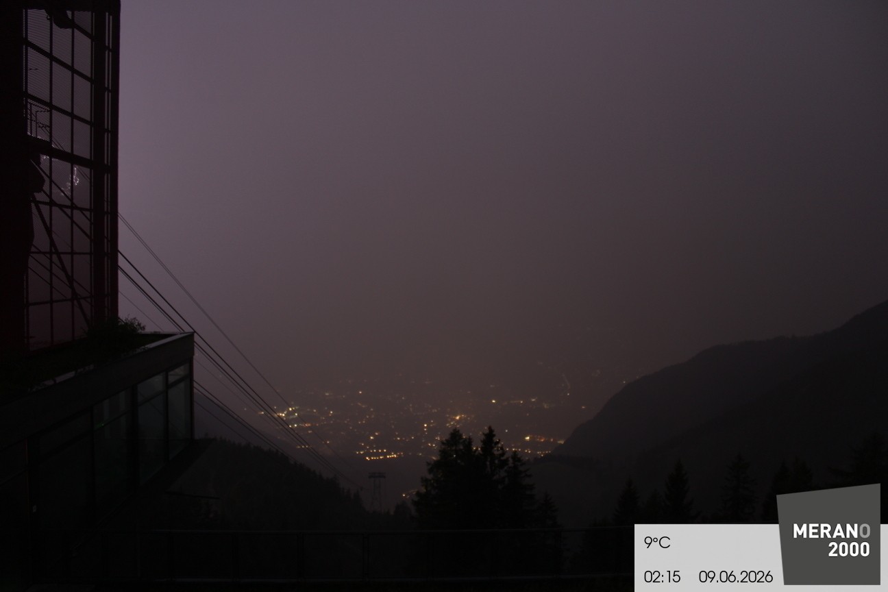 Archiv Foto Webcam Blick auf Meran