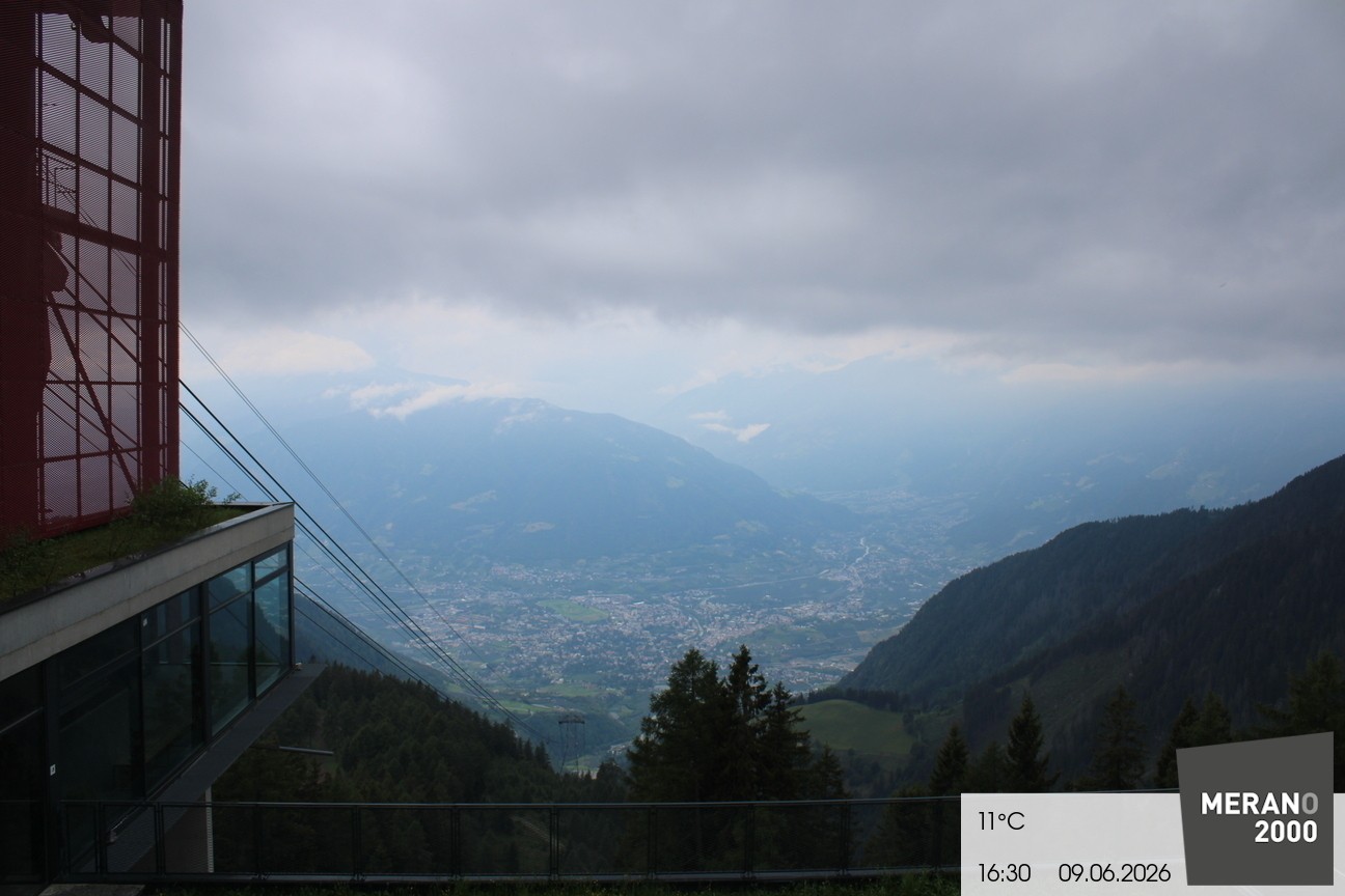 Archiv Foto Webcam Blick auf Meran