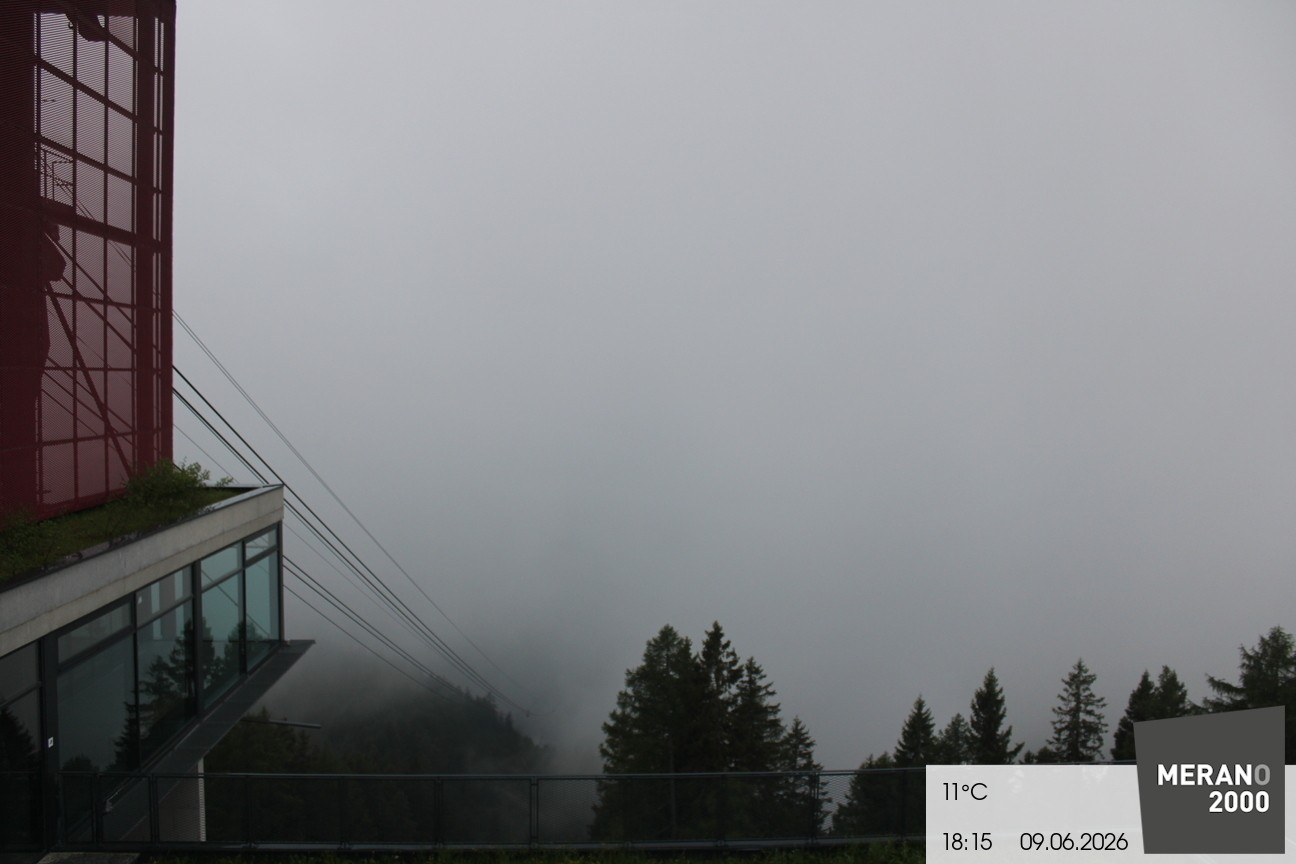 Archiv Foto Webcam Blick auf Meran