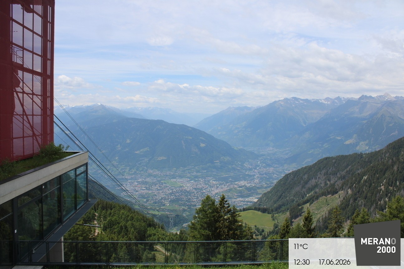 Archiv Foto Webcam Blick auf Meran