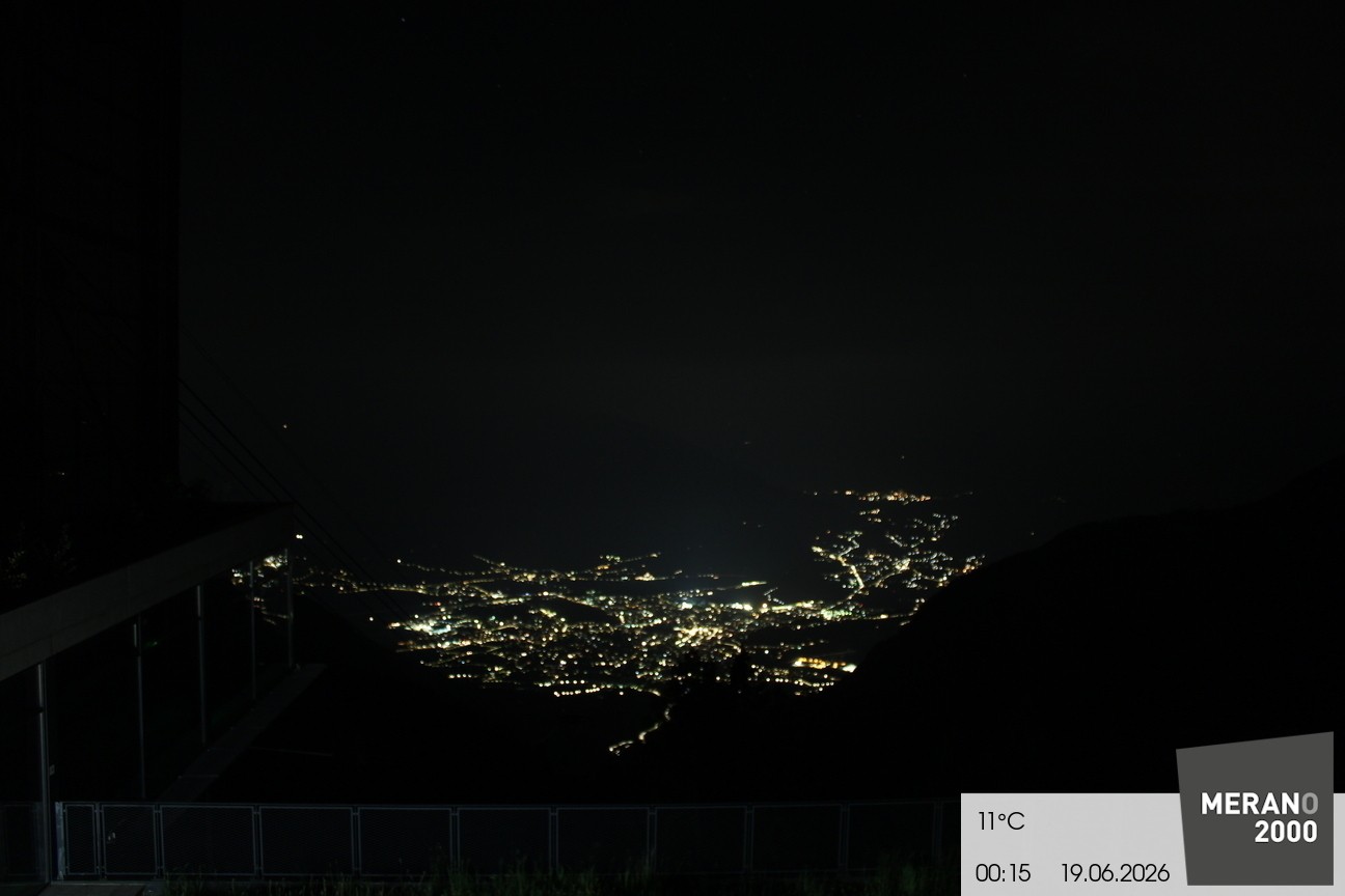 Archiv Foto Webcam Blick auf Meran