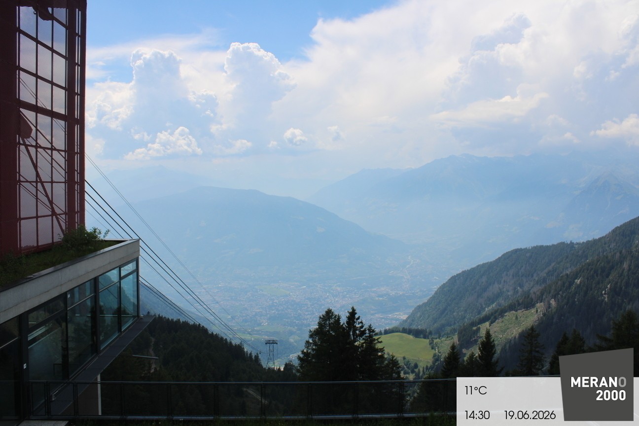 Archiv Foto Webcam Blick auf Meran
