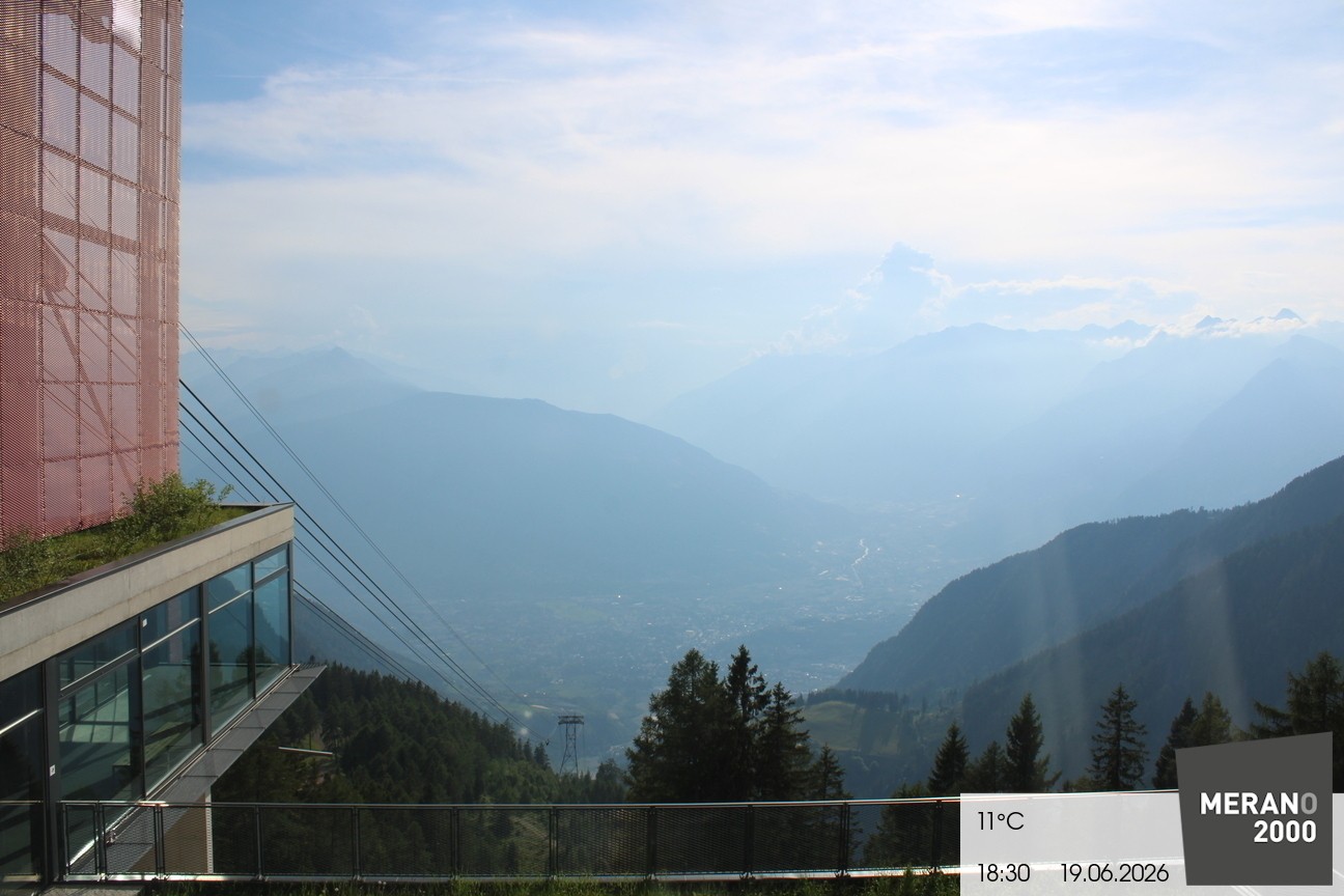 Archiv Foto Webcam Blick auf Meran