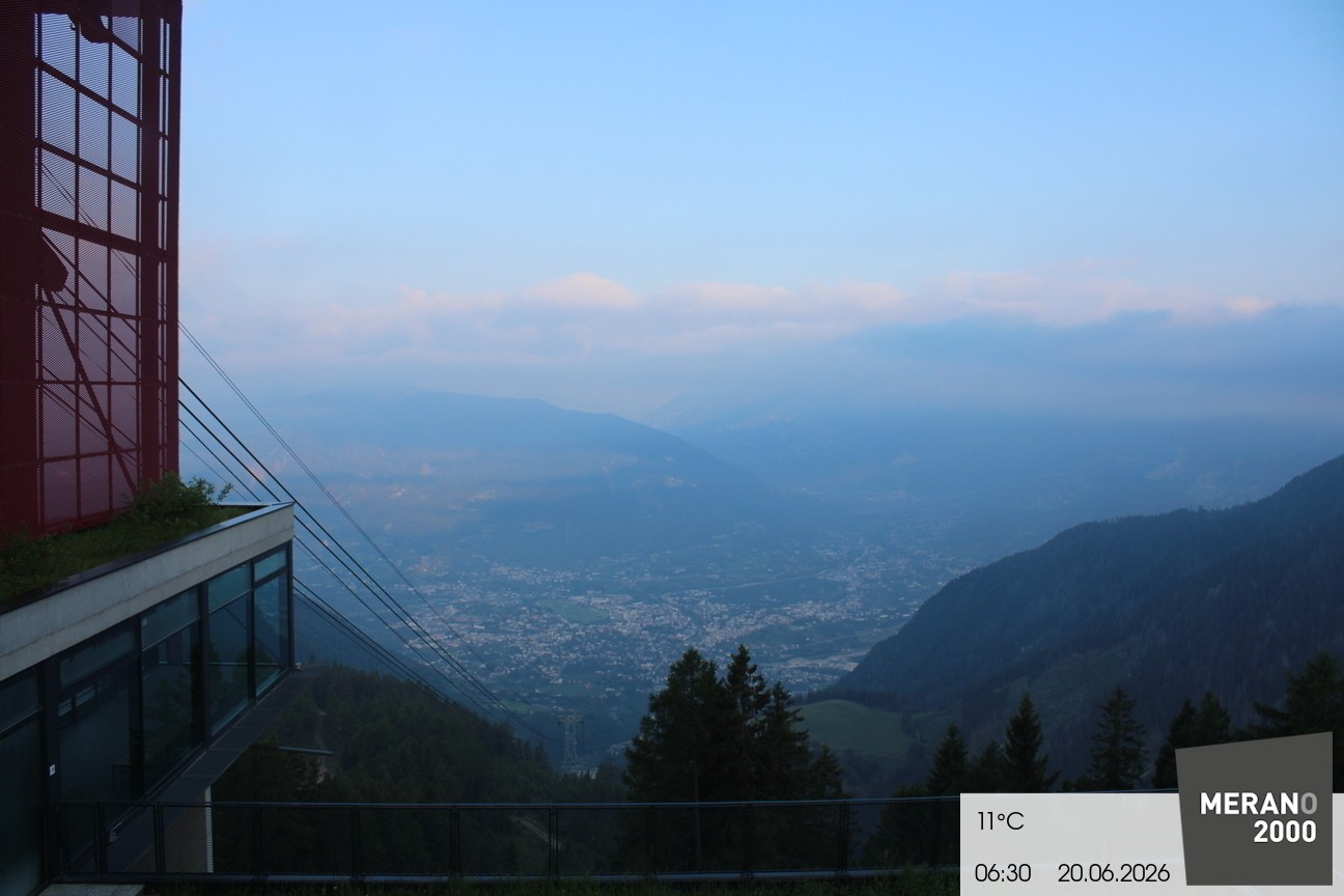 Archiv Foto Webcam Blick auf Meran