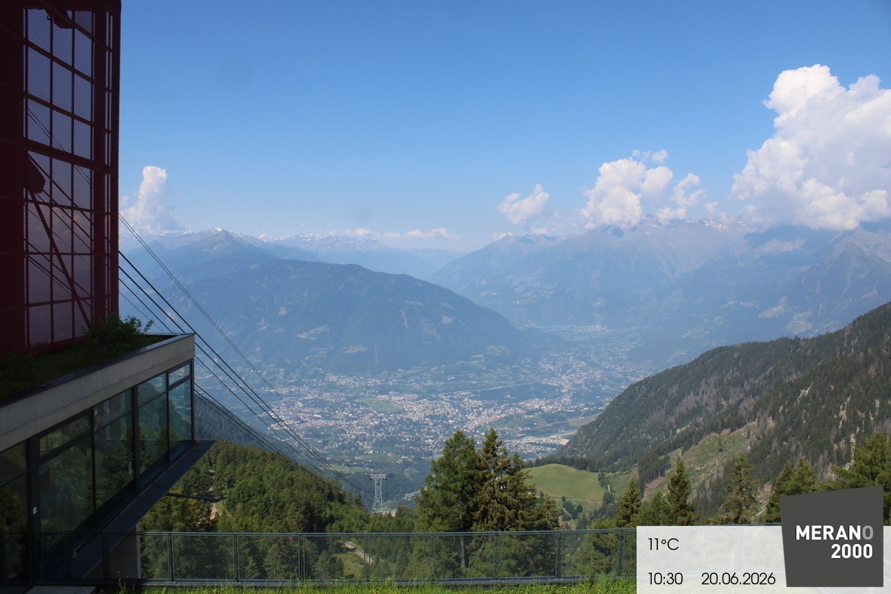 Archiv Foto Webcam Blick auf Meran