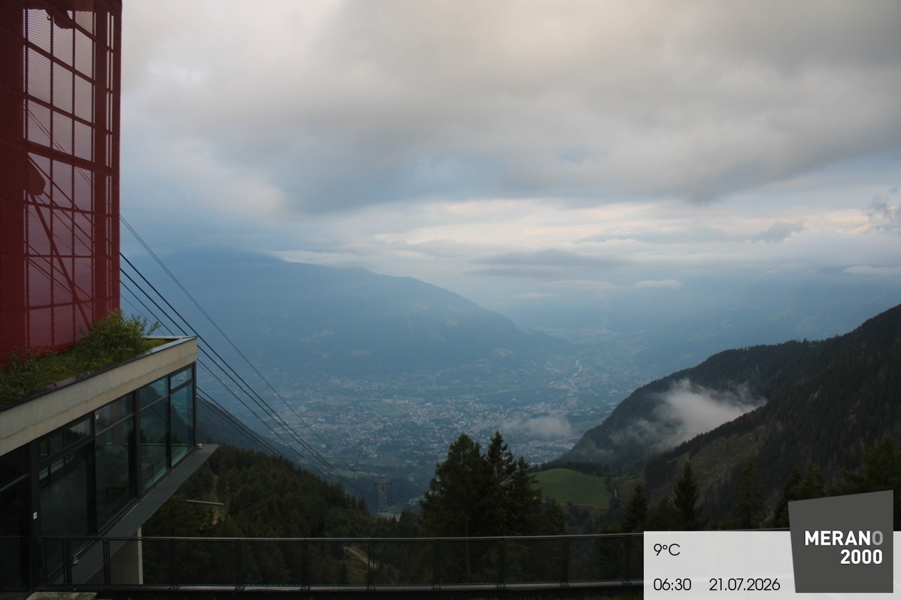 Archiv Foto Webcam Blick auf Meran