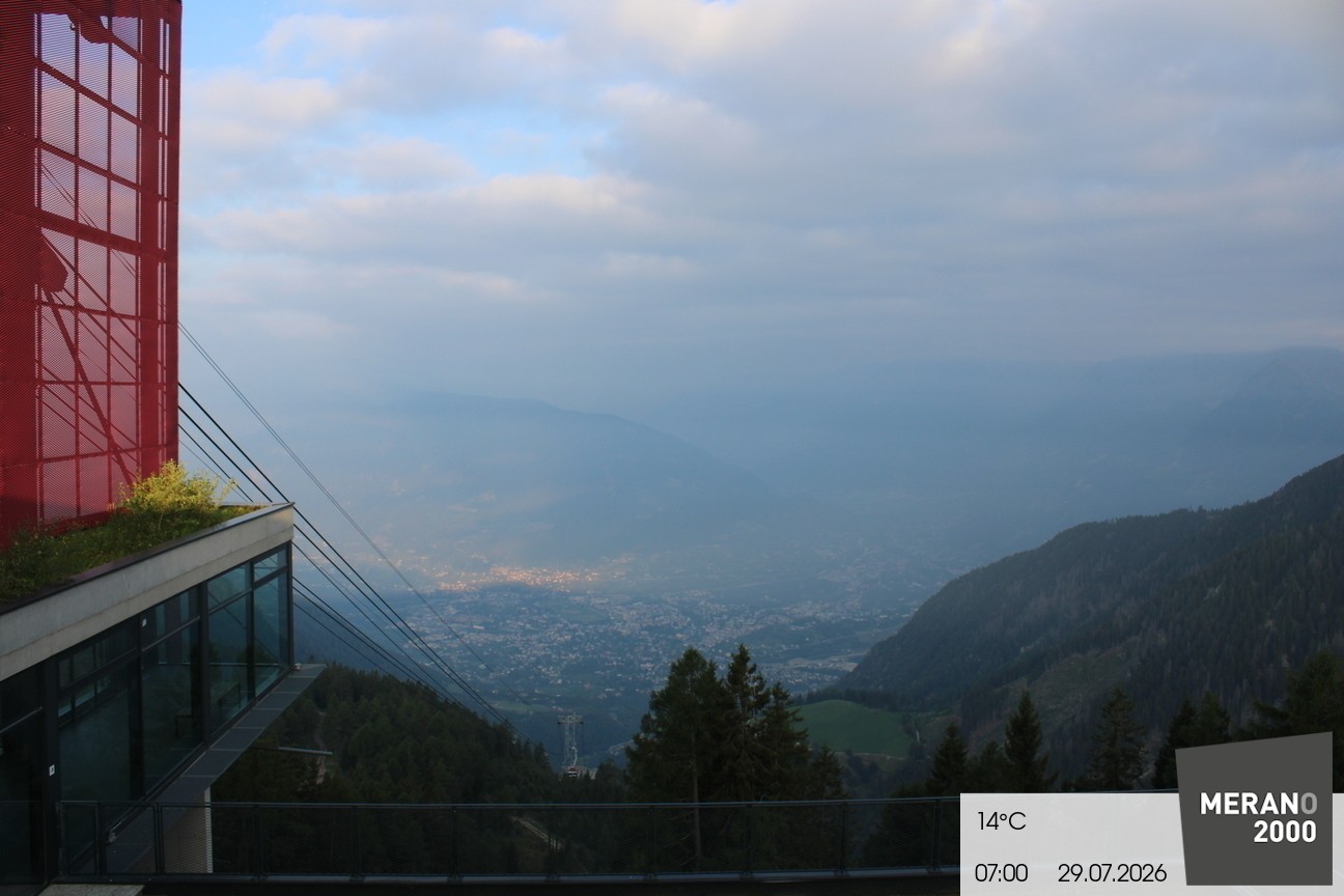 Archiv Foto Webcam Blick auf Meran