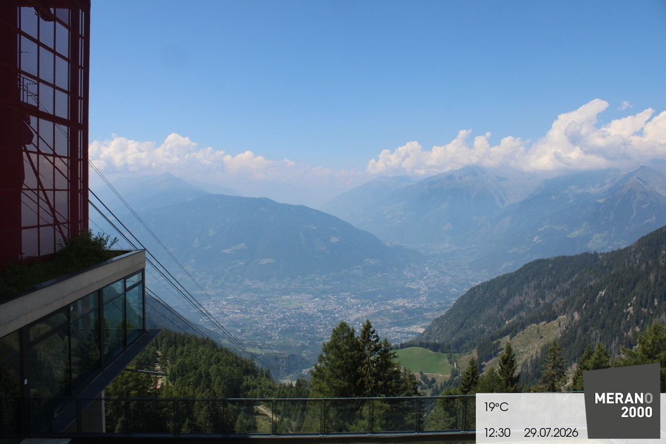 Archiv Foto Webcam Blick auf Meran