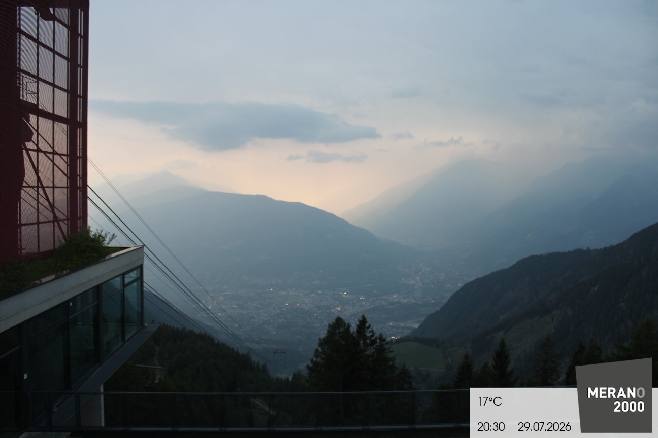 Archiv Foto Webcam Blick auf Meran