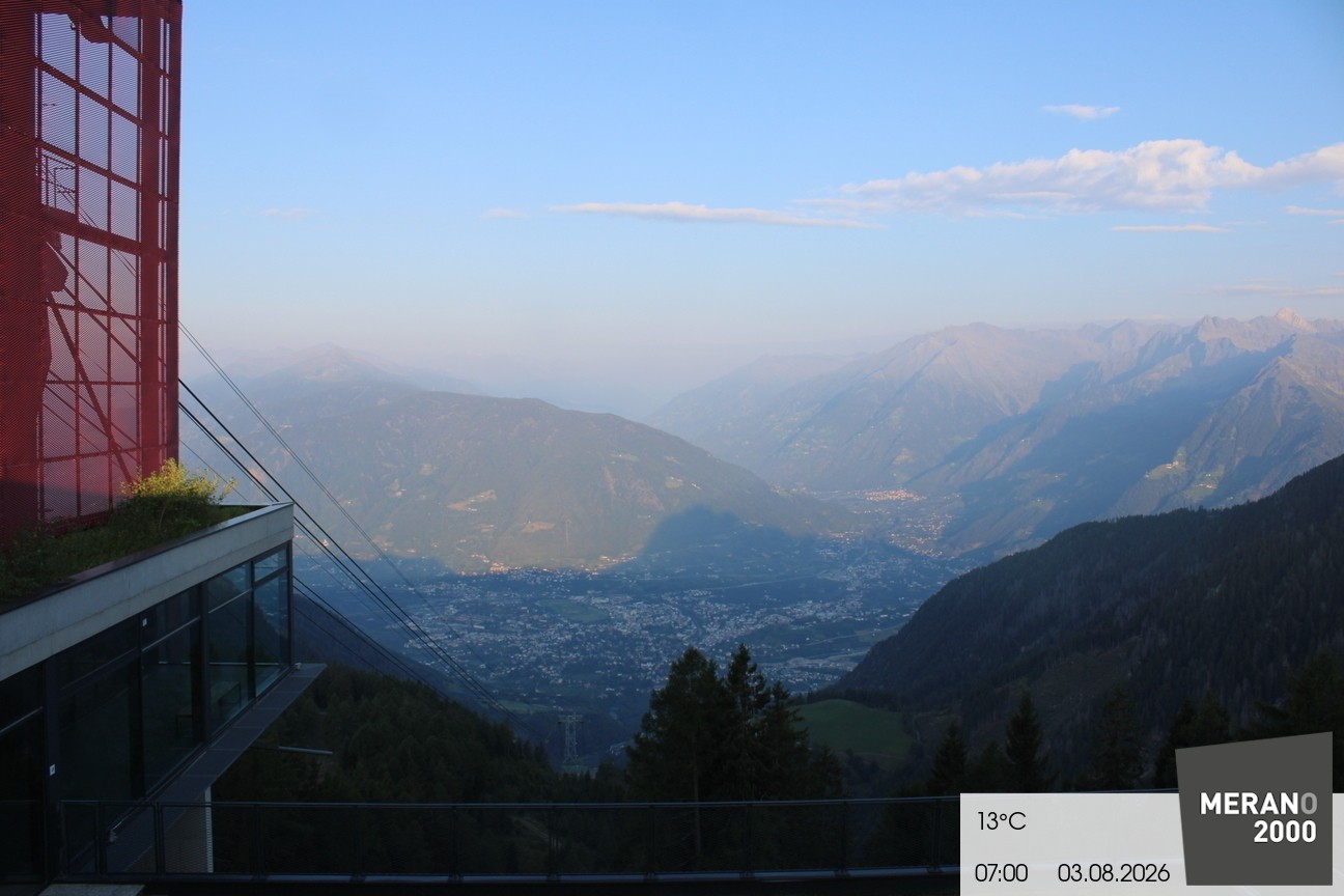 Archiv Foto Webcam Blick auf Meran