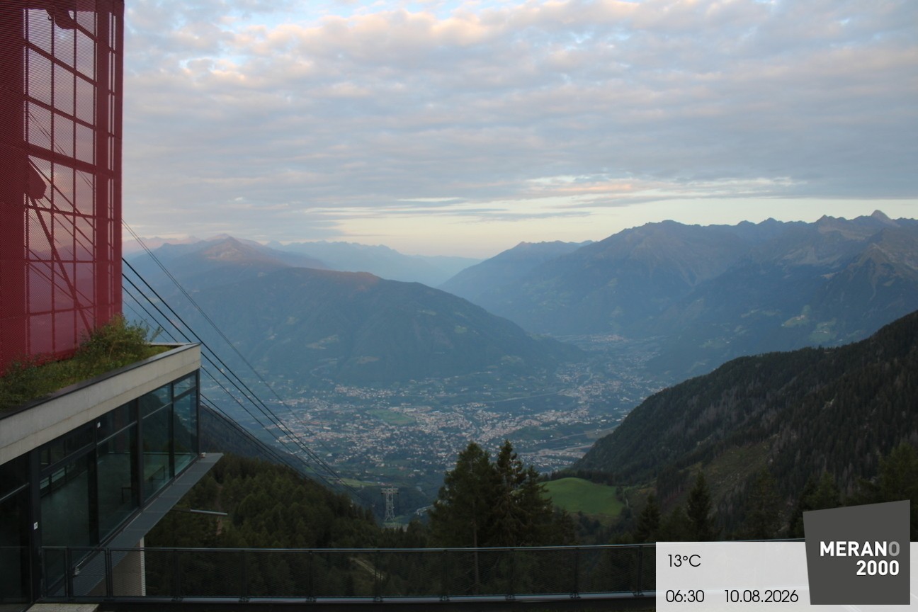 Archiv Foto Webcam Blick auf Meran