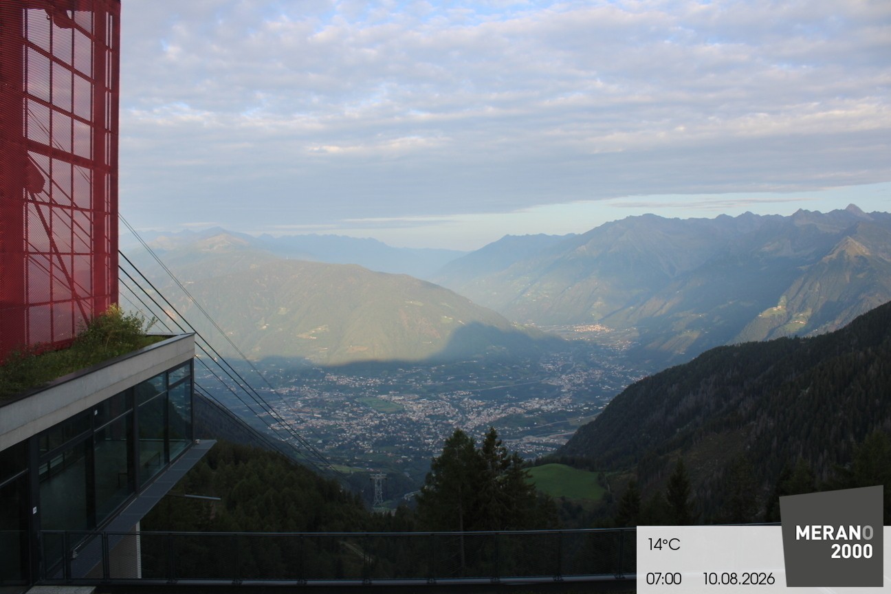 Archiv Foto Webcam Blick auf Meran