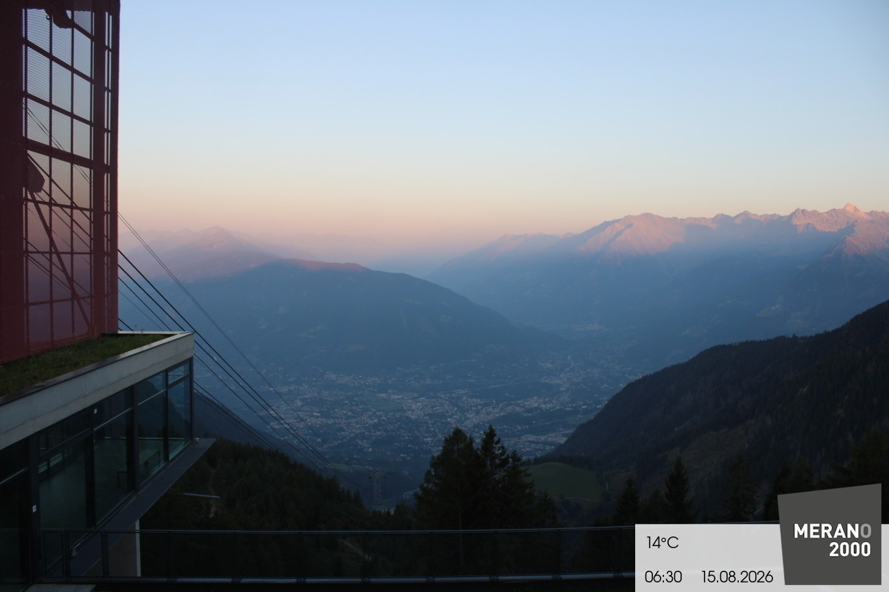 Archiv Foto Webcam Blick auf Meran