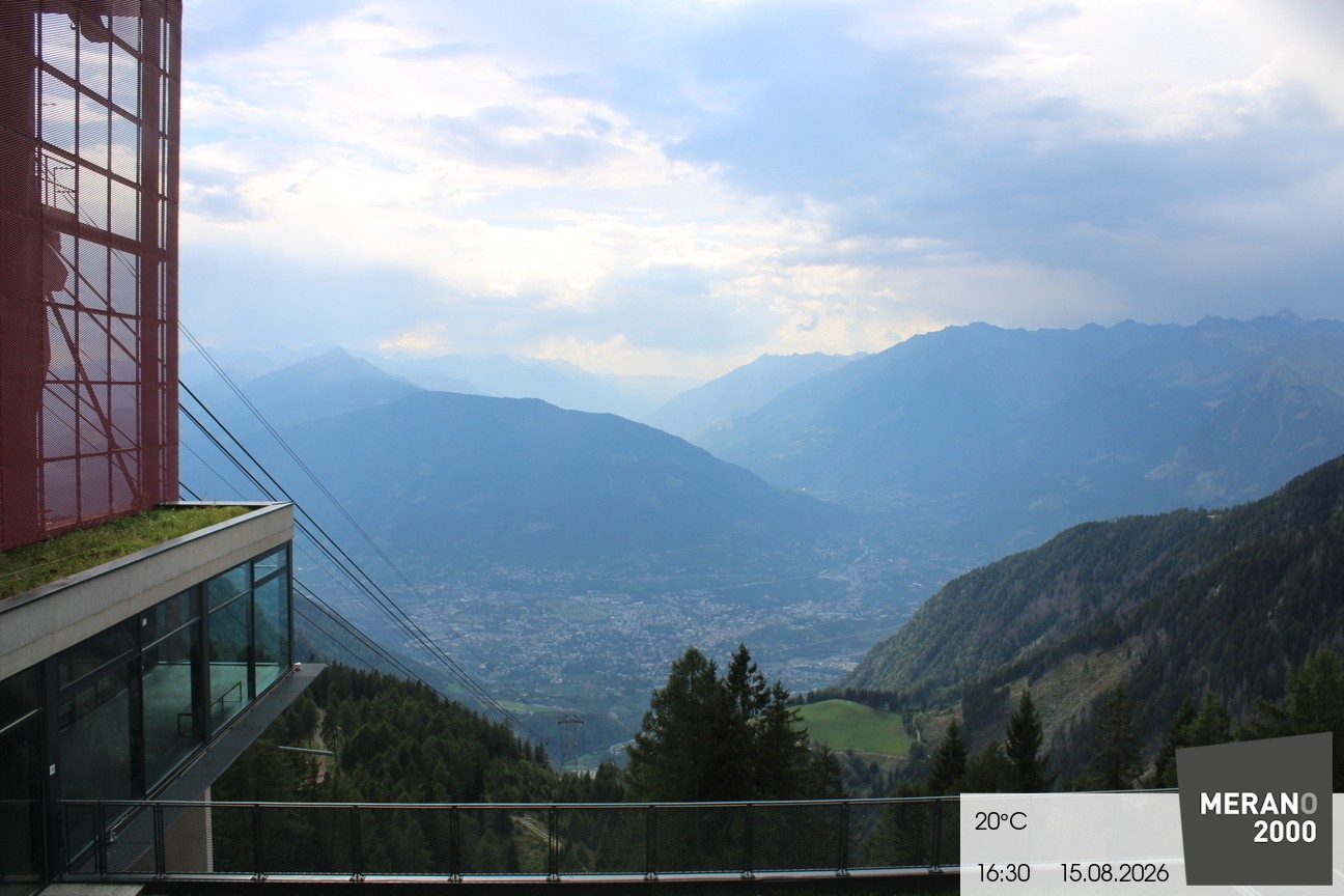Archiv Foto Webcam Blick auf Meran