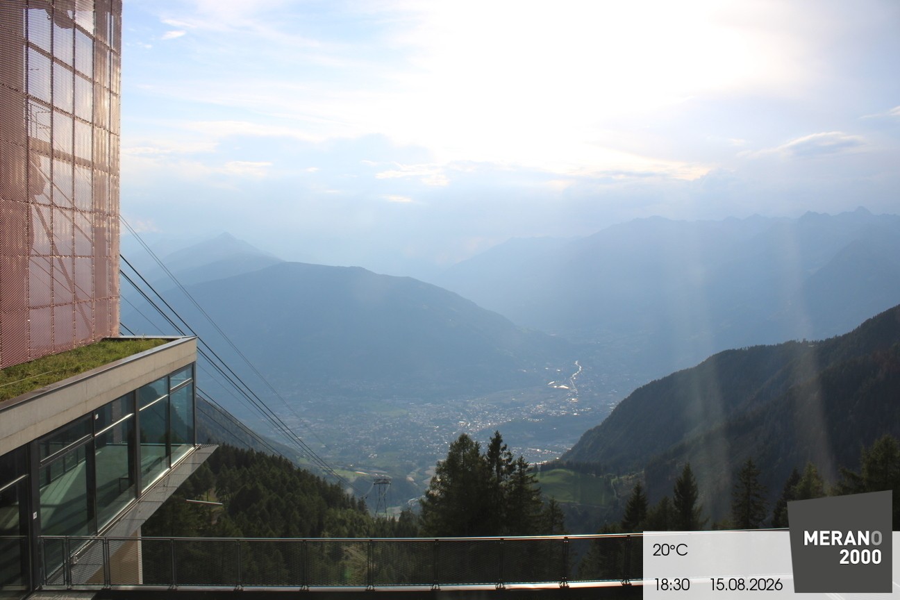 Archiv Foto Webcam Blick auf Meran