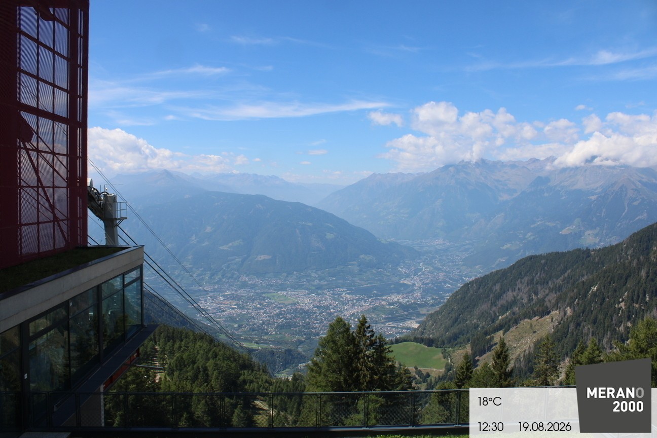 Archiv Foto Webcam Blick auf Meran