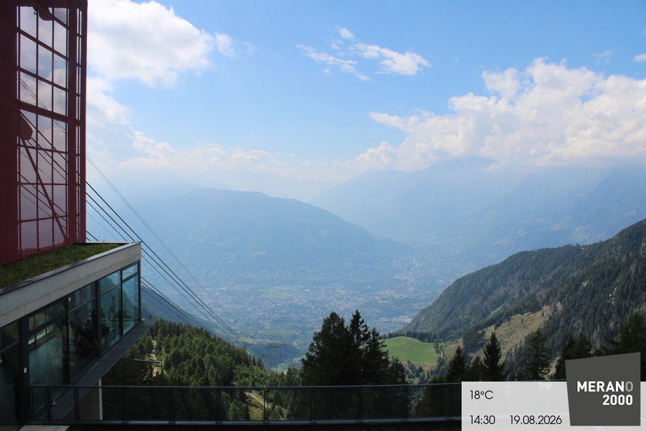 Archiv Foto Webcam Blick auf Meran