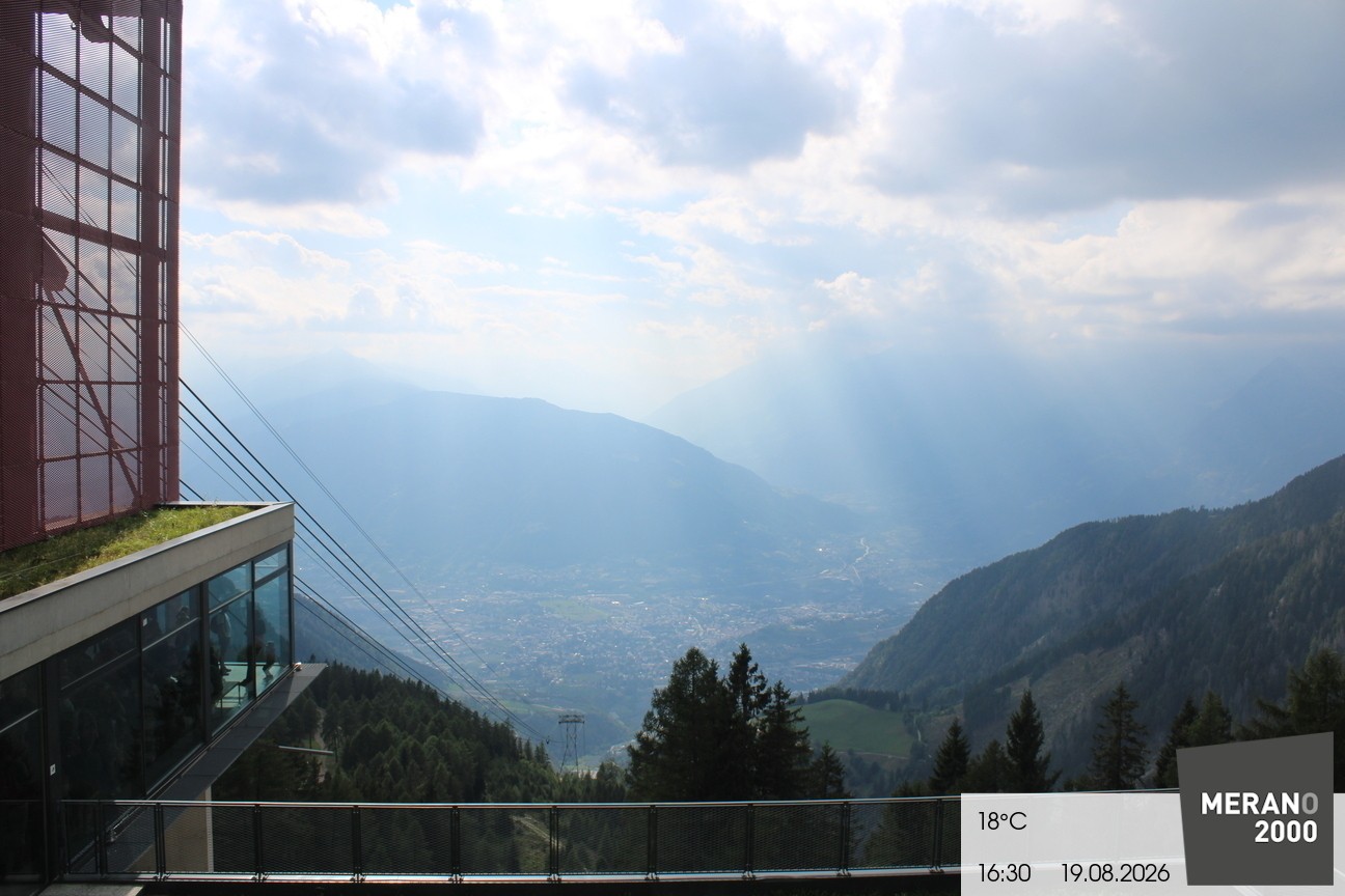 Archiv Foto Webcam Blick auf Meran
