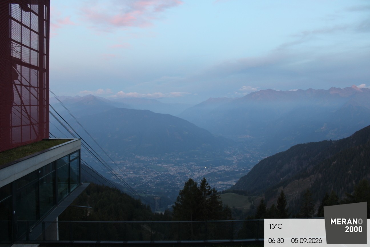 Archiv Foto Webcam Blick auf Meran