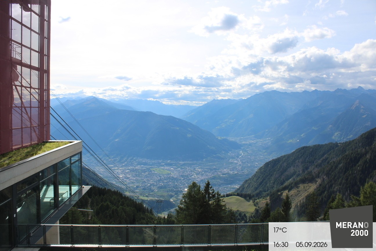 Archiv Foto Webcam Blick auf Meran