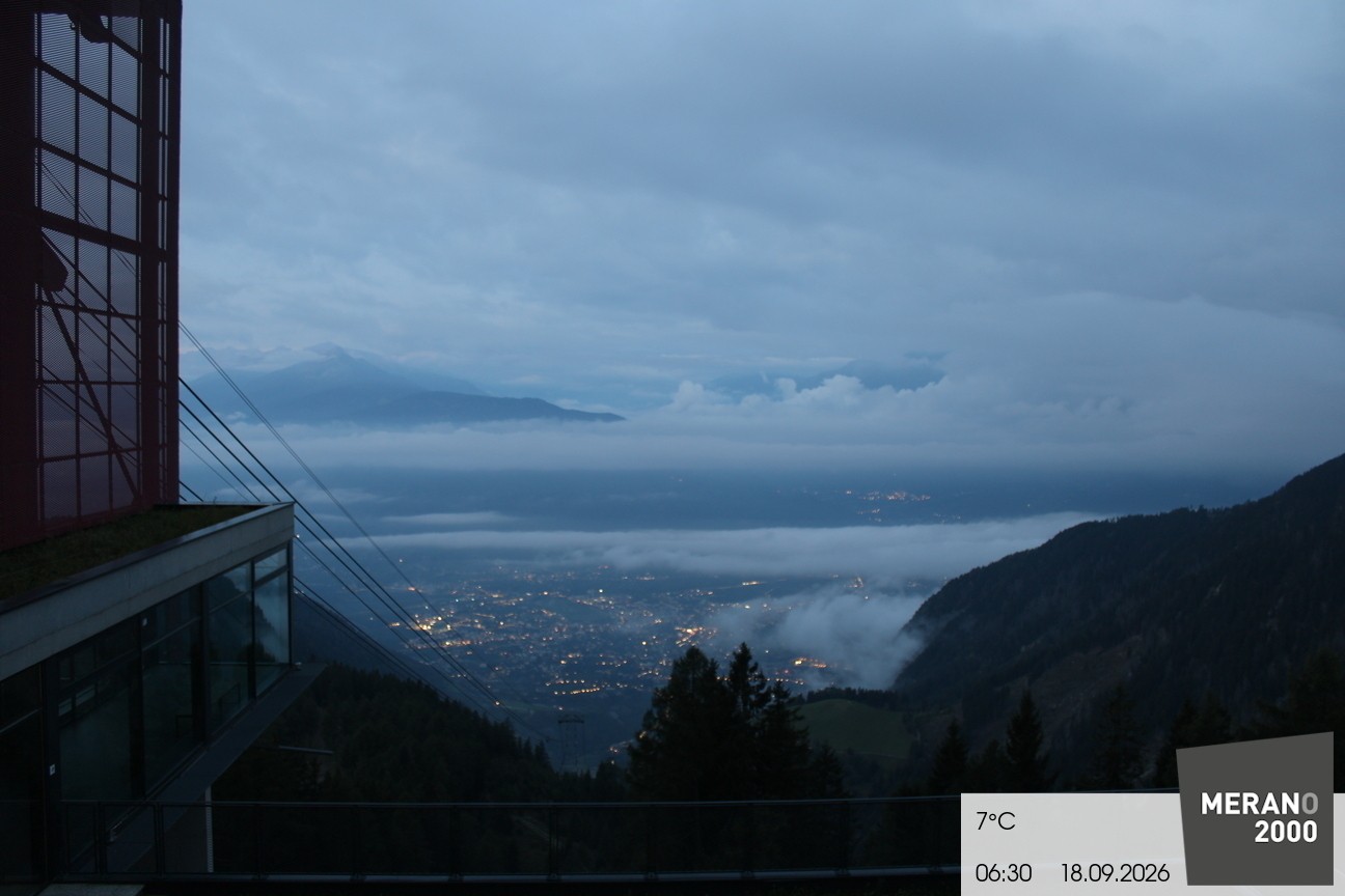 Archiv Foto Webcam Blick auf Meran