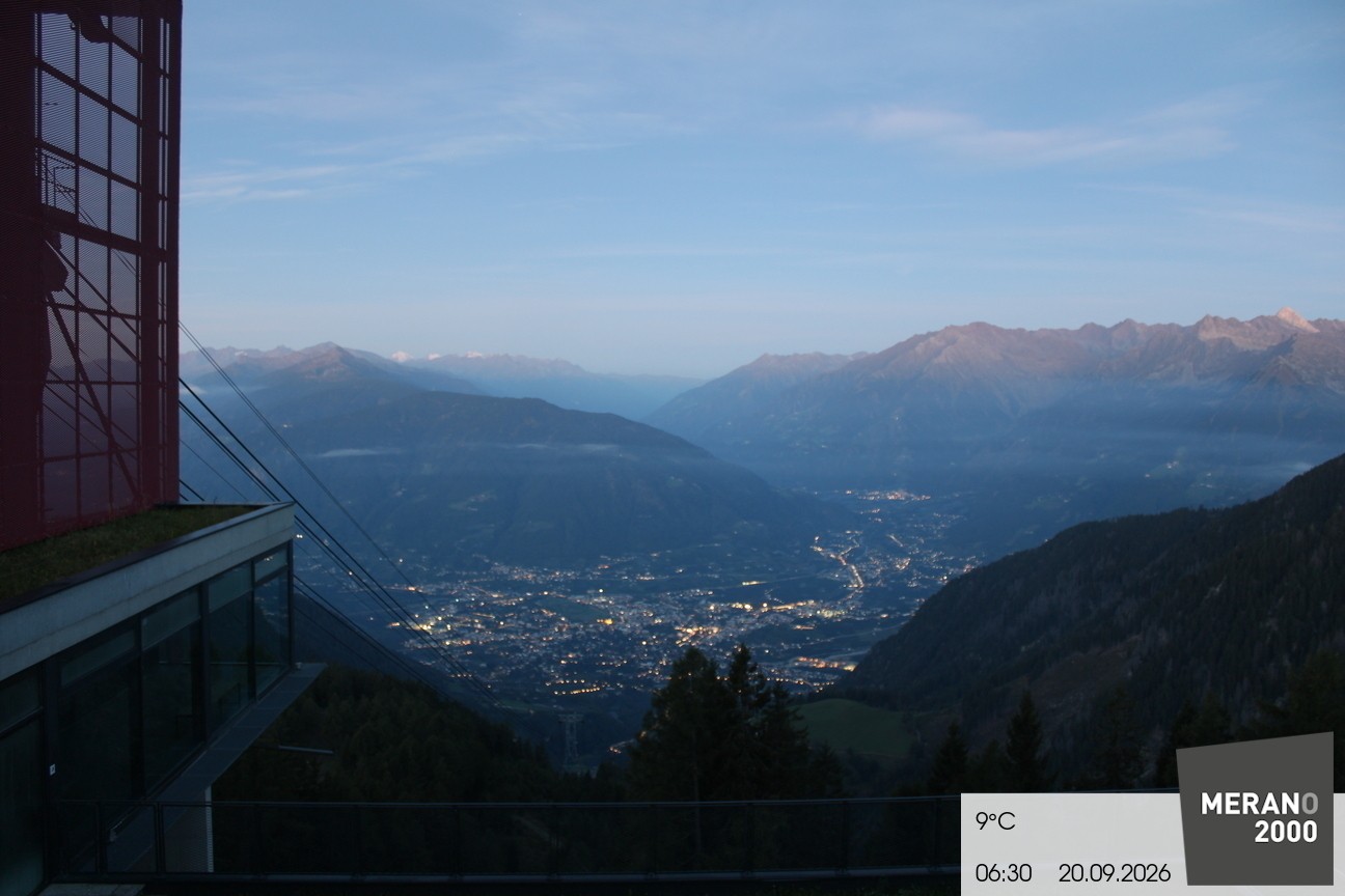 Archiv Foto Webcam Blick auf Meran