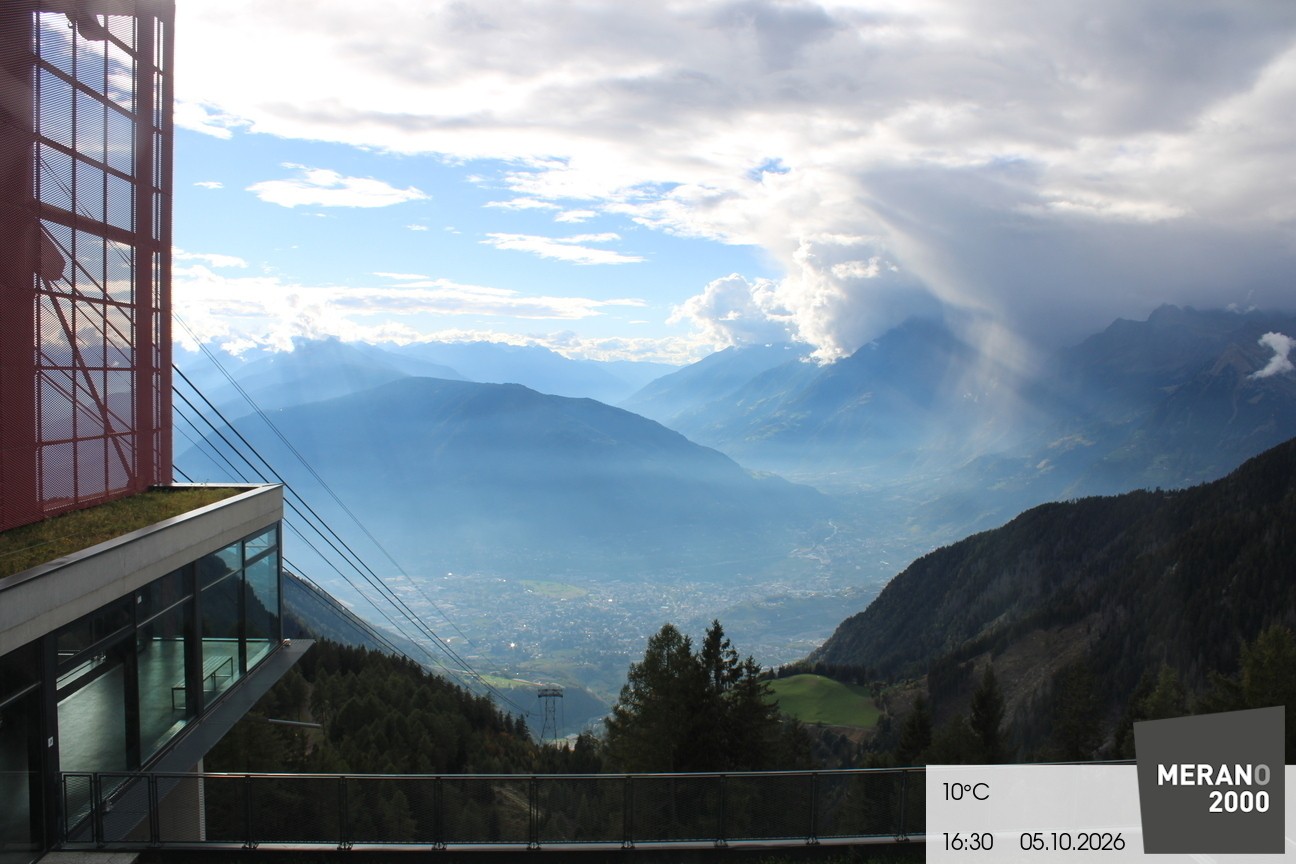 Archiv Foto Webcam Blick auf Meran