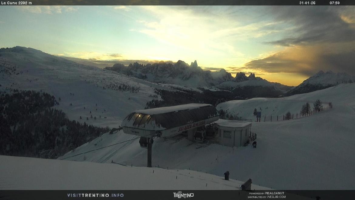 Archiv Foto Webcam Bergstation Le Cune, Trentino
