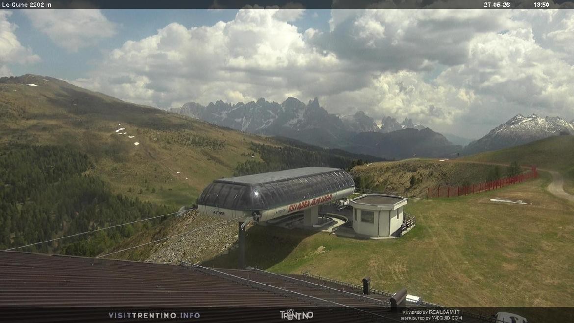 Archived image Webcam mountain station Le Cune, Trentino