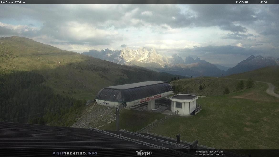 Archiv Foto Webcam Bergstation Le Cune, Trentino
