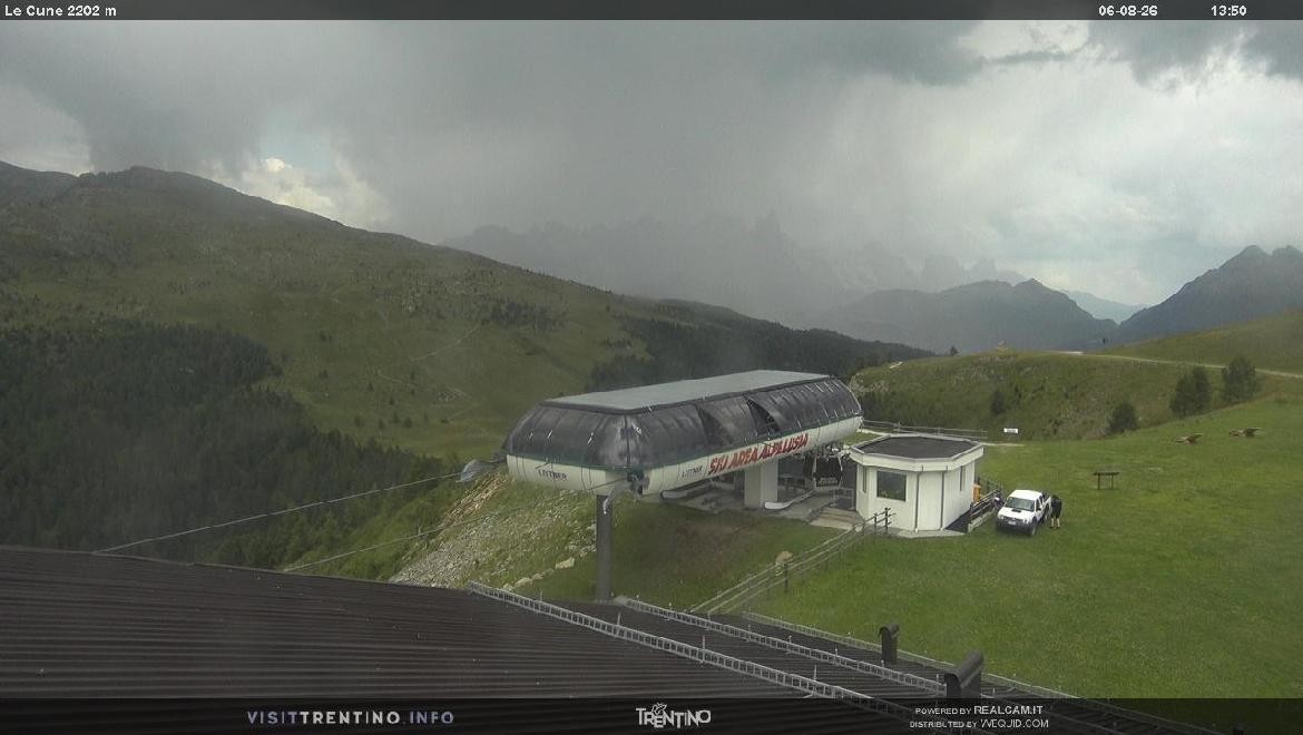 Archiv Foto Webcam Bergstation Le Cune, Trentino